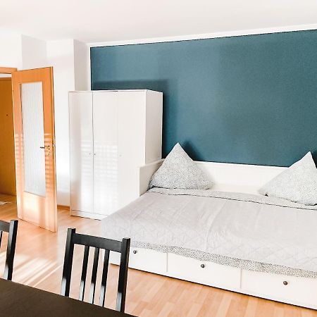 Schoene Wohnung, Eigene Terrasse, Privater Parkplatz, Wi-Fi, Waschmaschine, 3P 켐니츠 외부 사진
