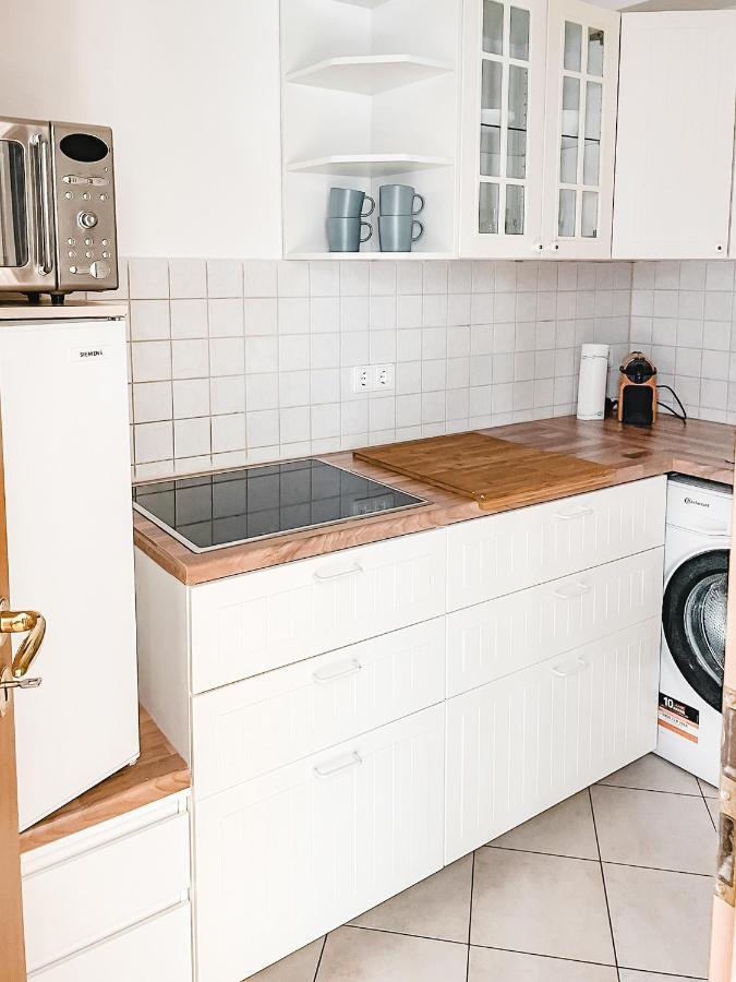 Schoene Wohnung, Eigene Terrasse, Privater Parkplatz, Wi-Fi, Waschmaschine, 3P 켐니츠 외부 사진
