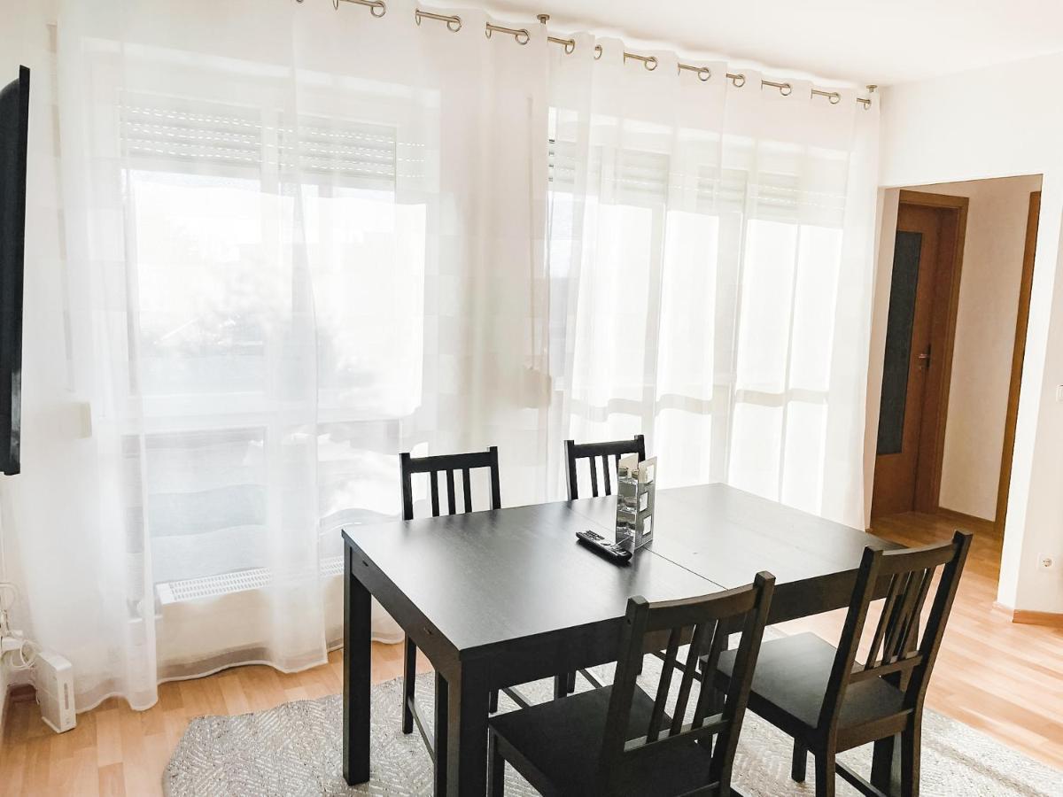 Schoene Wohnung, Eigene Terrasse, Privater Parkplatz, Wi-Fi, Waschmaschine, 3P 켐니츠 외부 사진