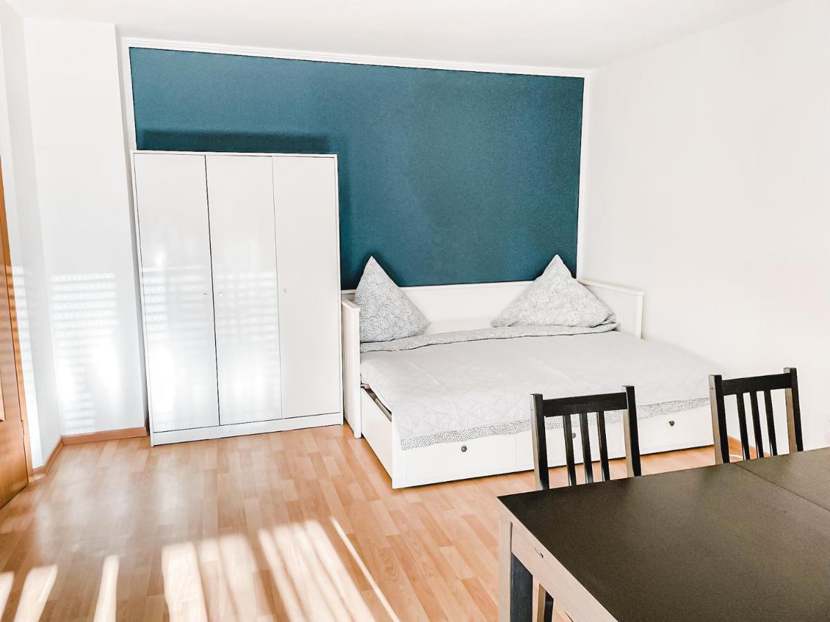 Schoene Wohnung, Eigene Terrasse, Privater Parkplatz, Wi-Fi, Waschmaschine, 3P 켐니츠 외부 사진